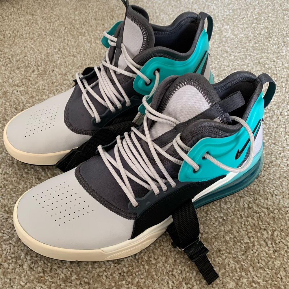 Nike Air Max 270 Utility (HyperJade).